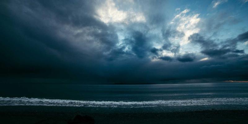 WL Telecom 网络性能监控与管理：基于AI的主动式故障预测与性能优化